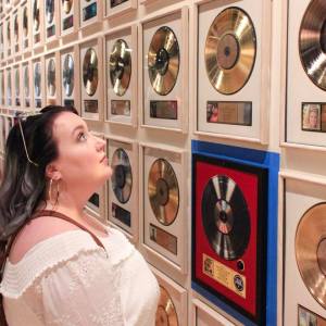 Vanessa_CountryMusicHallofFame